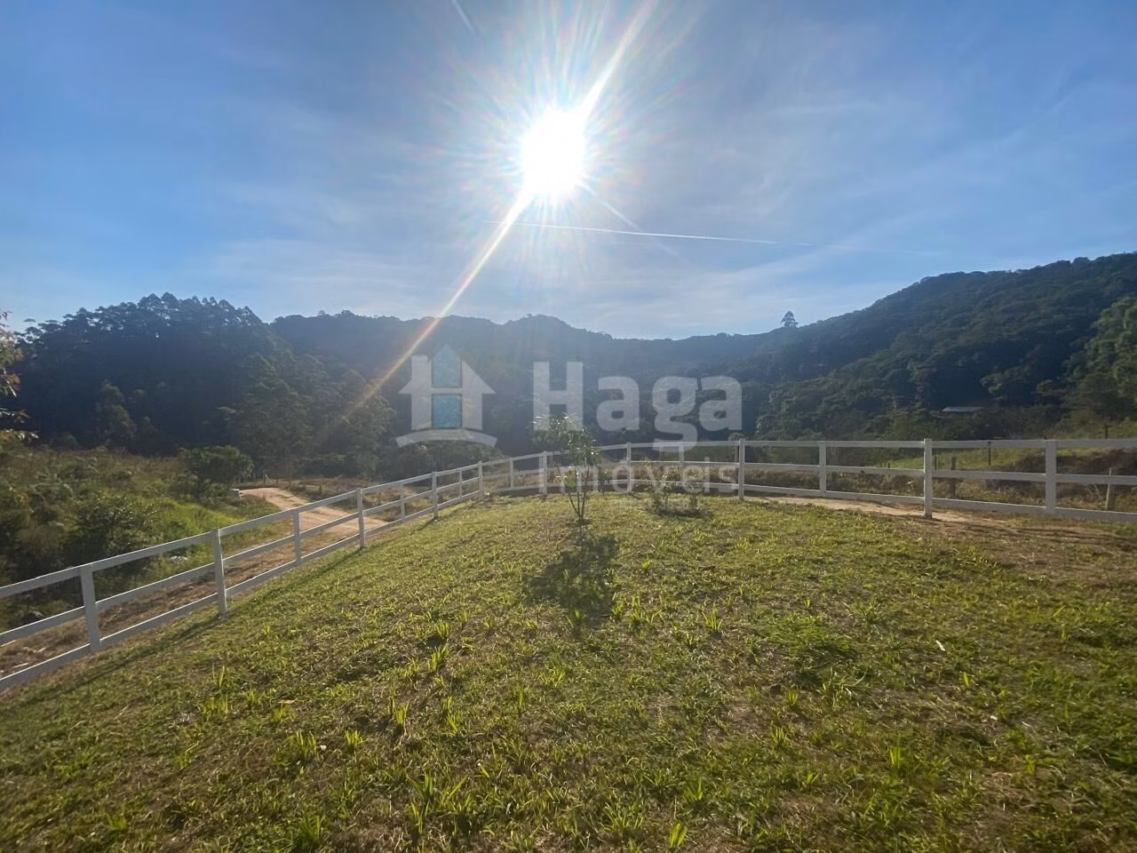 Chácara de 1.300 m² em Nova Trento, SC