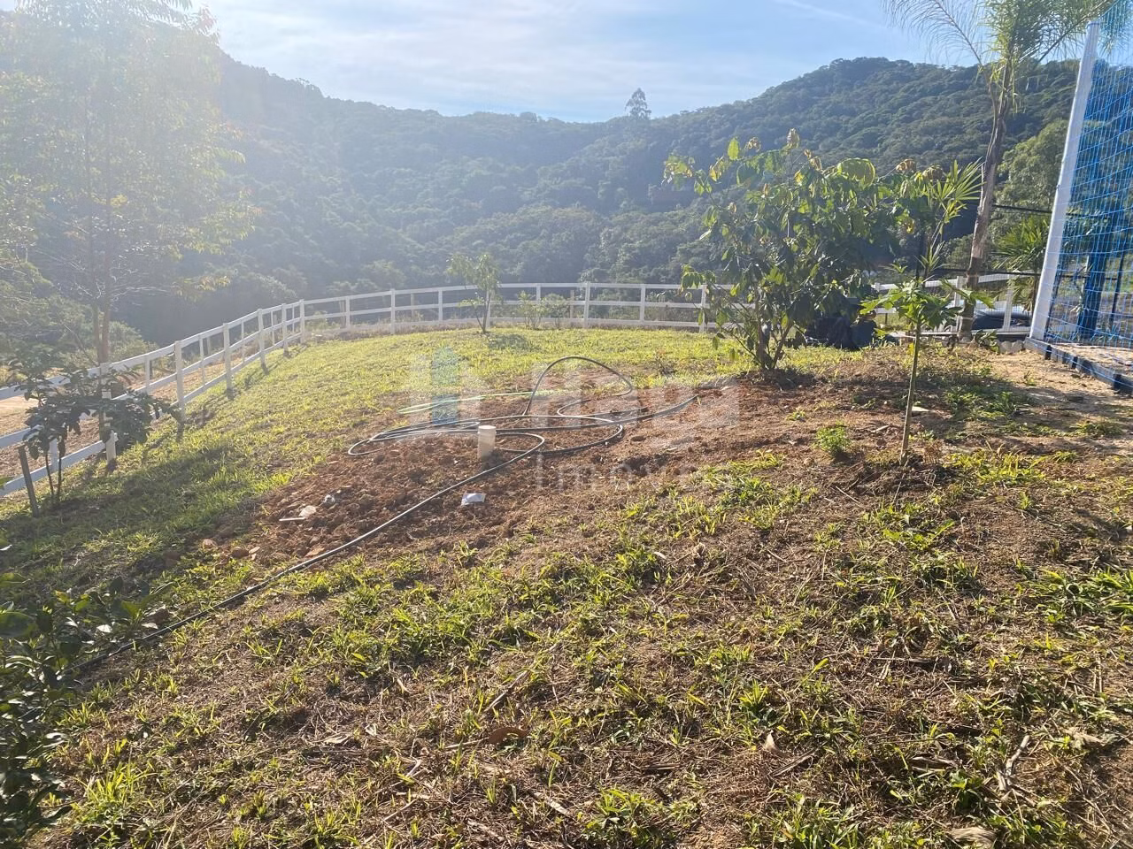 Chácara de 1.300 m² em Nova Trento, SC