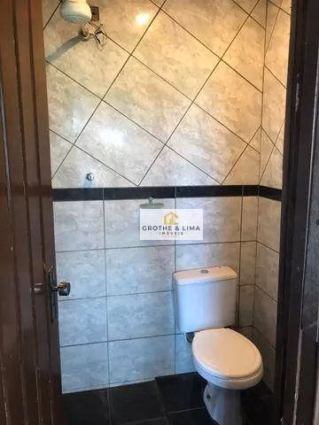 Chácara de 2.100 m² em Paraibuna, SP