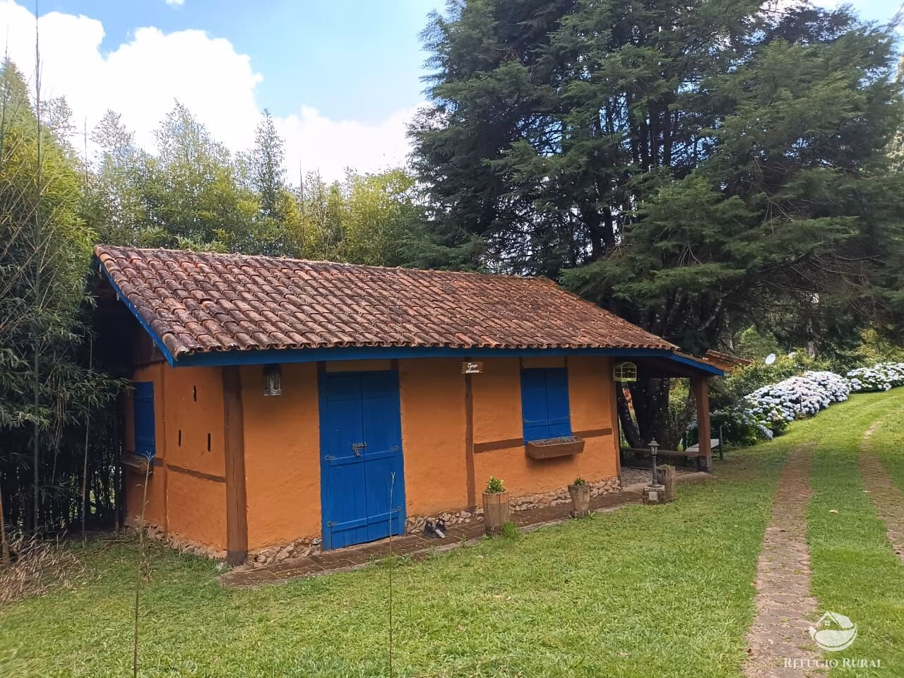 Sítio de 4 ha em Sapucaí-Mirim, MG