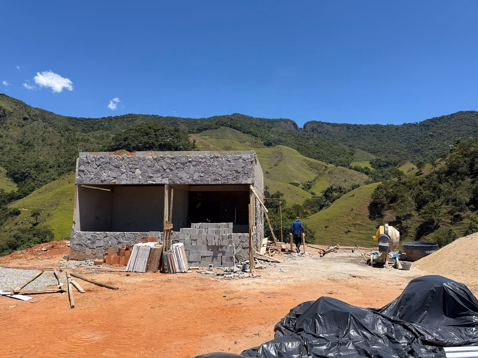 Small farm of 34 acres in Nova Friburgo, RJ, Brazil