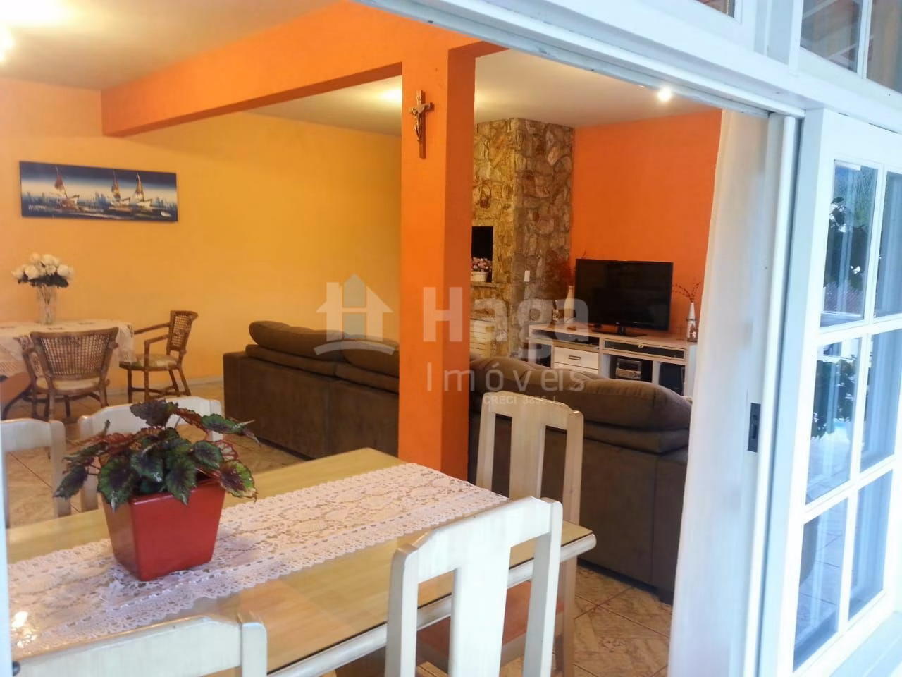 Casa de 561 m² em Brusque, SC