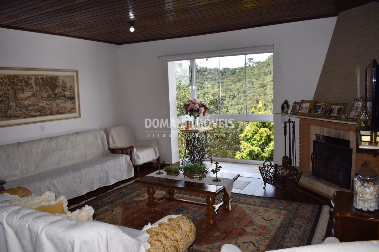 House of 1,010 m² in Campos do Jordão, SP, Brazil