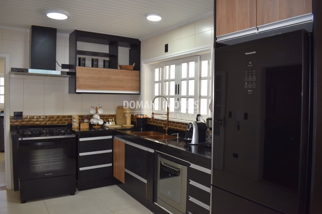 House of 1,040 m² in Campos do Jordão, SP, Brazil