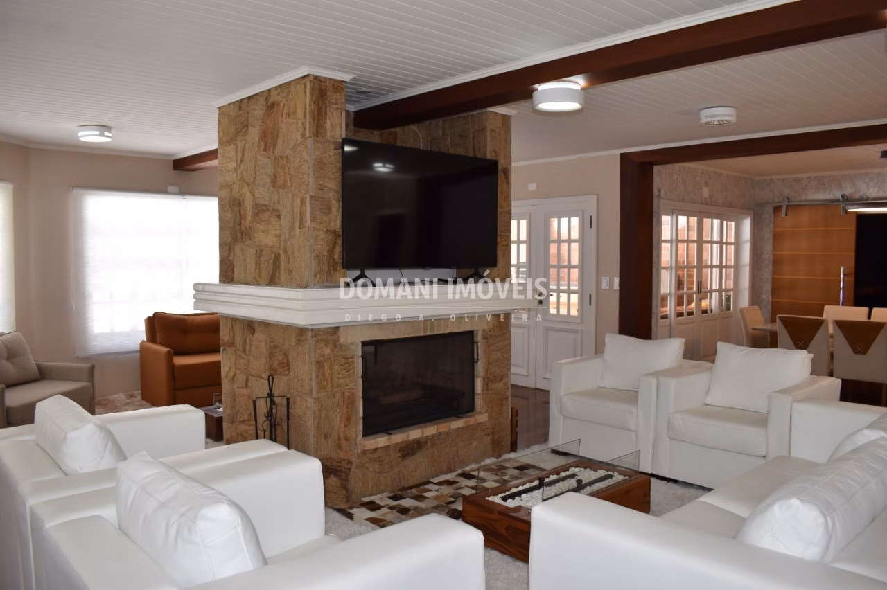 House of 1,040 m² in Campos do Jordão, SP, Brazil
