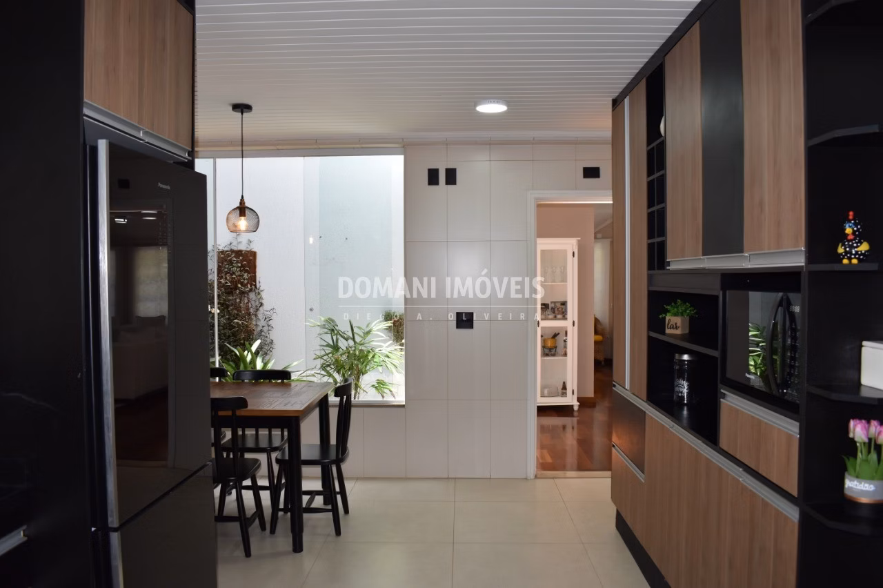 House of 1,040 m² in Campos do Jordão, SP, Brazil