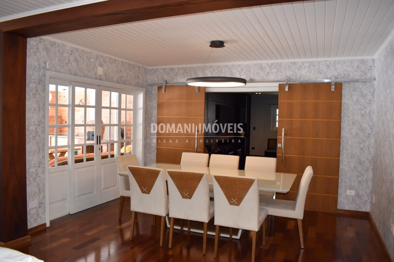 House of 1,040 m² in Campos do Jordão, SP, Brazil