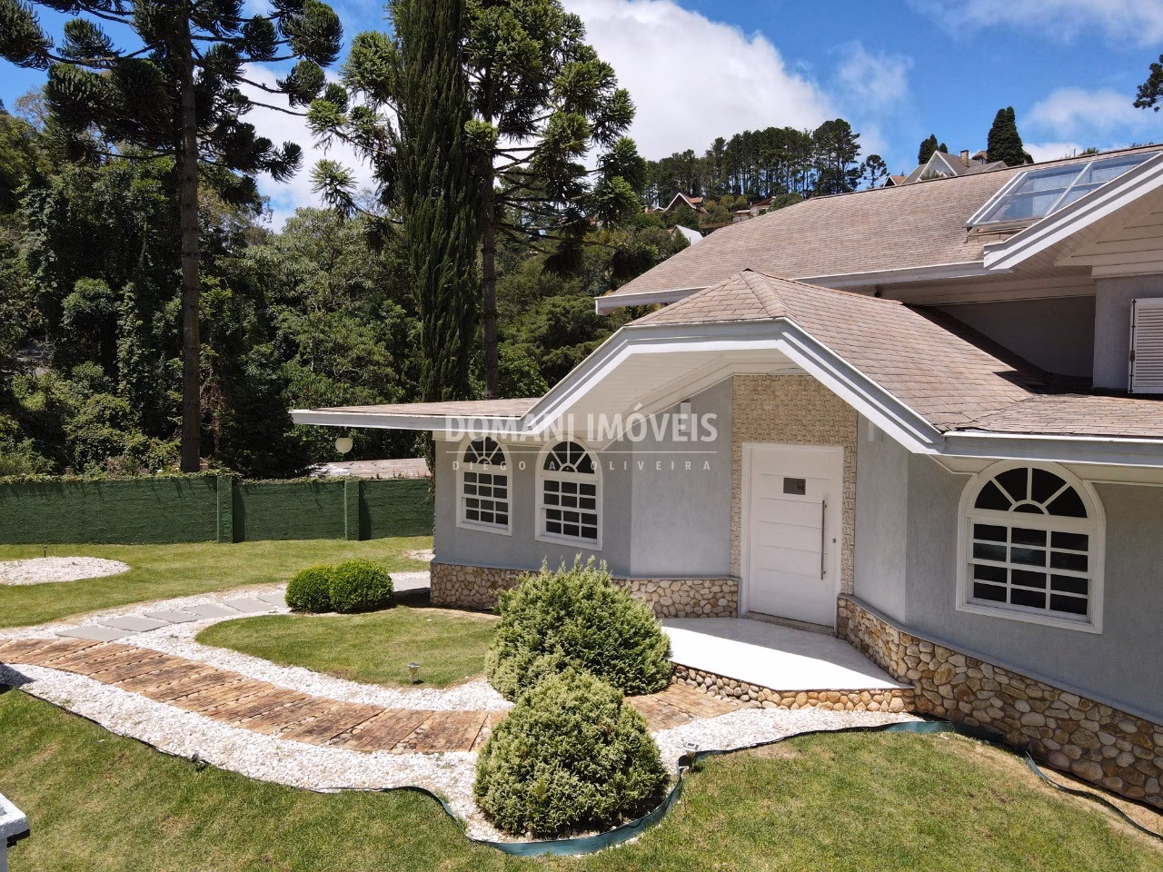 House of 1,040 m² in Campos do Jordão, SP, Brazil