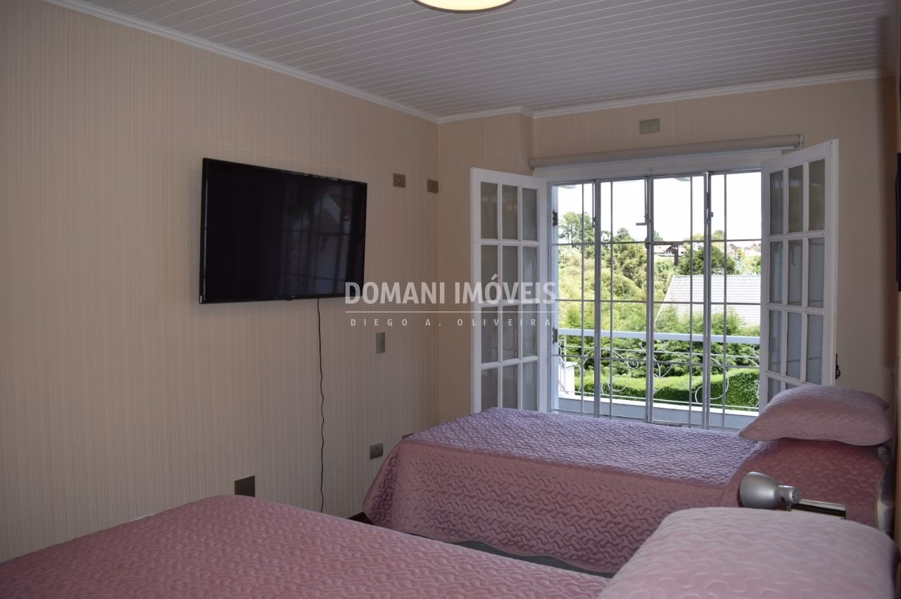 House of 1,040 m² in Campos do Jordão, SP, Brazil