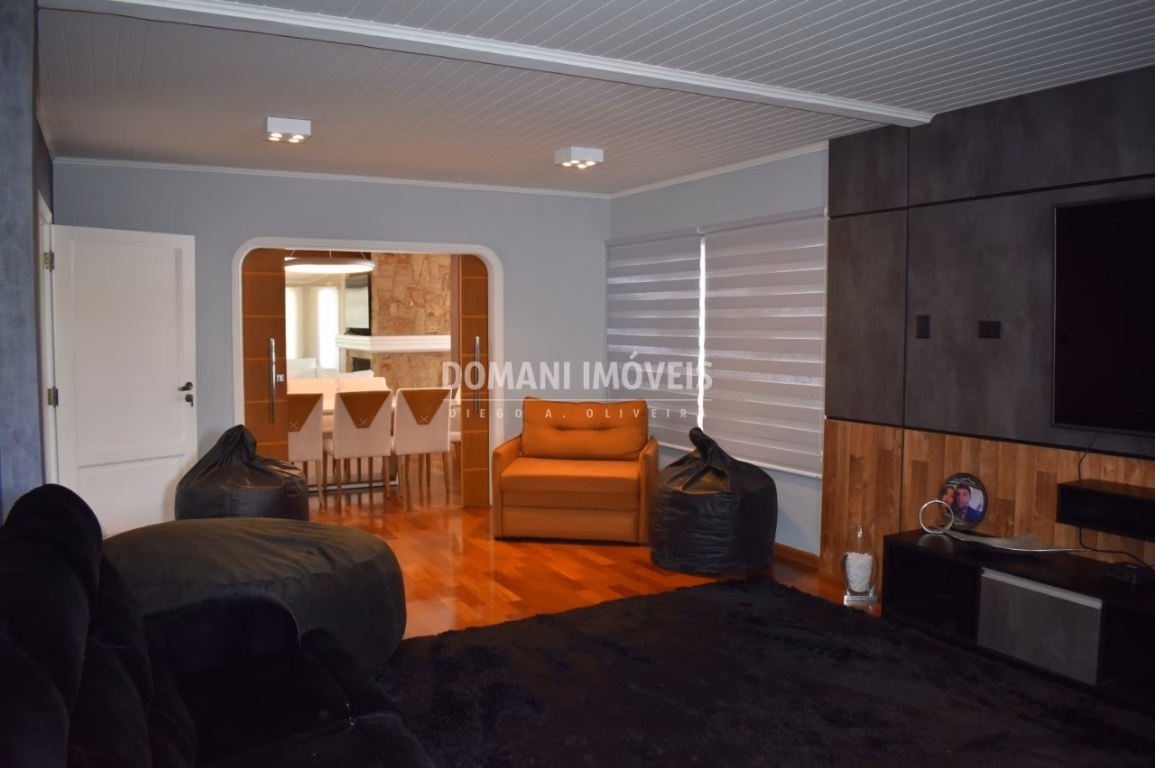 House of 1,040 m² in Campos do Jordão, SP, Brazil