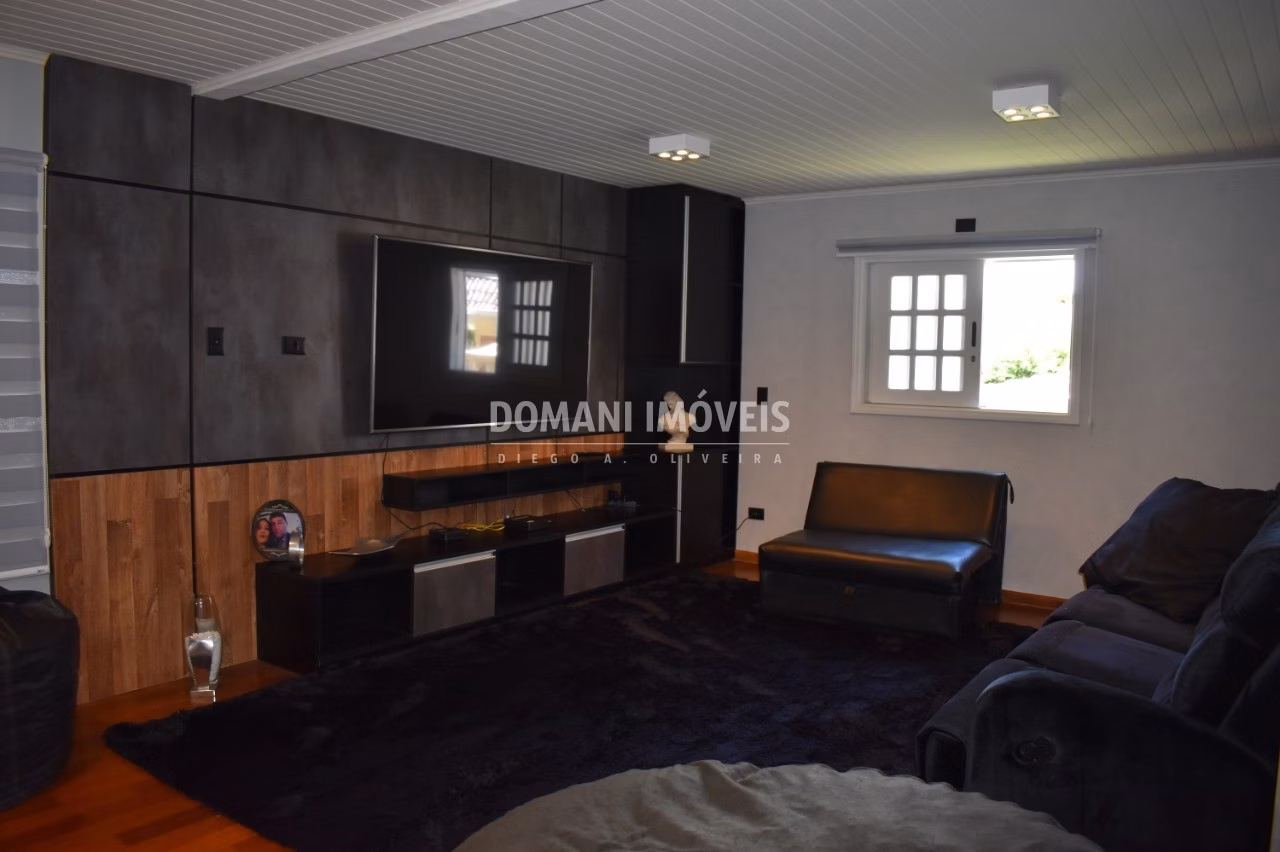 House of 1,040 m² in Campos do Jordão, SP, Brazil