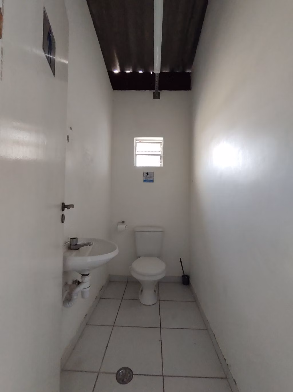 Comercial de 330 m² em São José dos Campos, SP