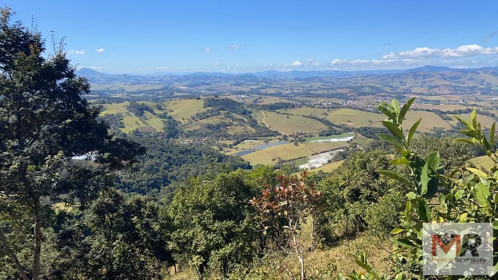 Terreno de 51 ha em Estiva, MG