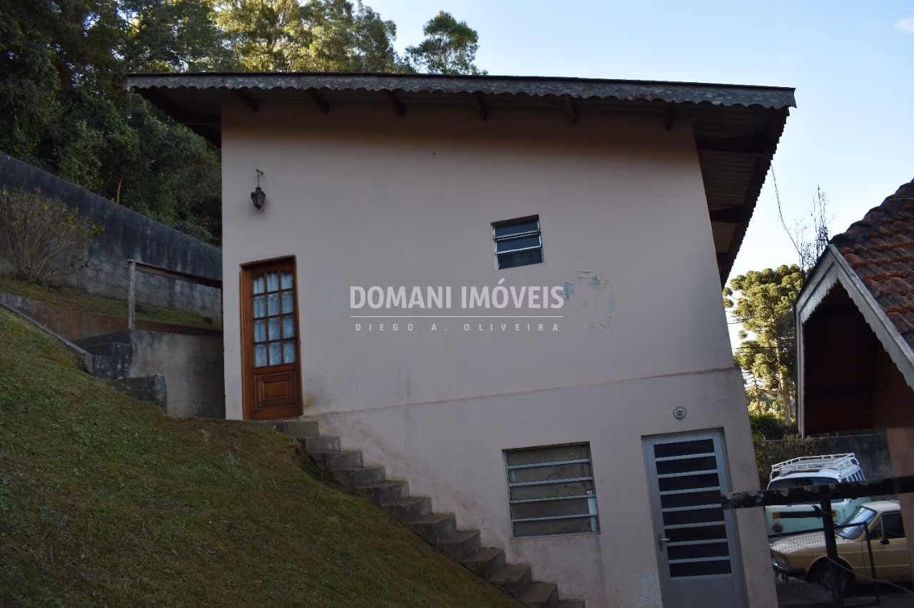 Casa de 635 m² em Campos do Jordão, SP