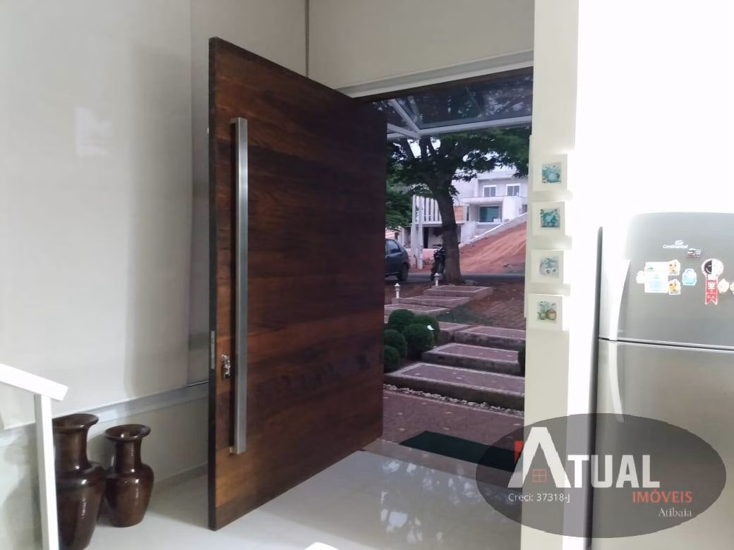 Casa de 1.200 m² em Piracaia, SP