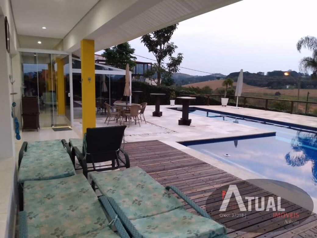 Casa de 1.200 m² em Piracaia, SP