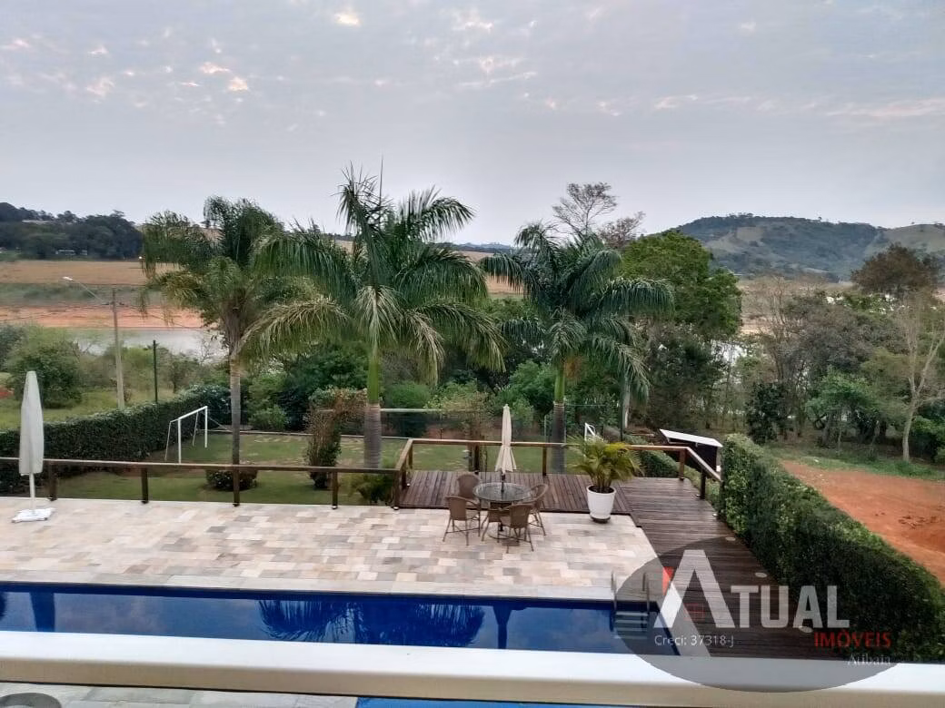 Casa de 1.200 m² em Piracaia, SP