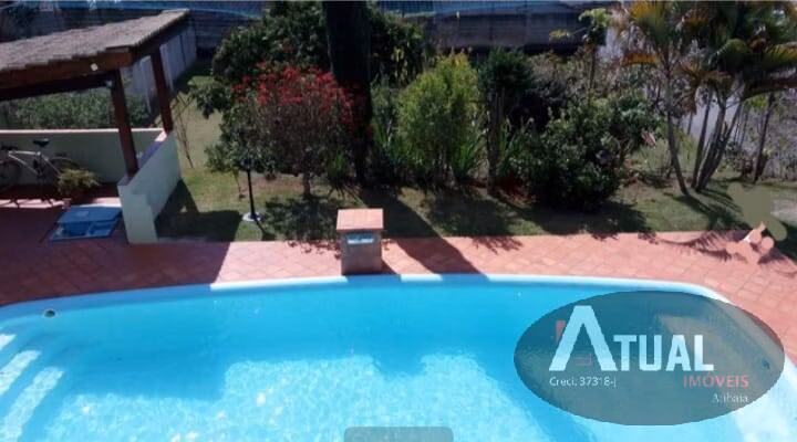 Casa de 1.100 m² em Atibaia, SP