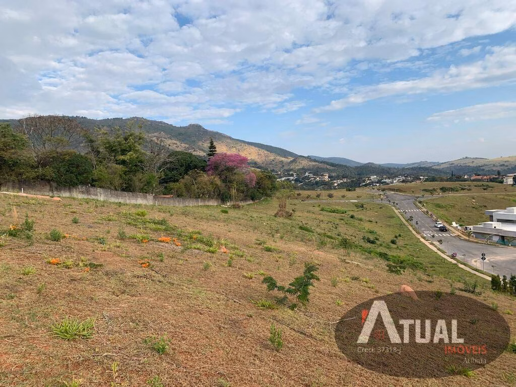 Terreno de 755 m² em Atibaia, SP