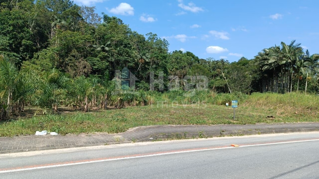 Terreno de 712 m² em Guabiruba, SC