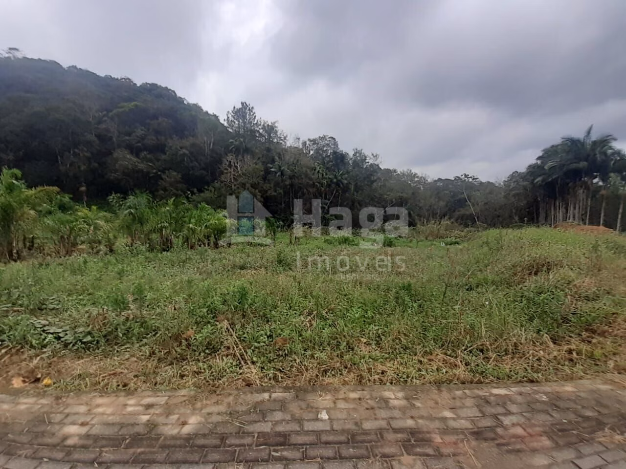 Terreno de 712 m² em Guabiruba, SC