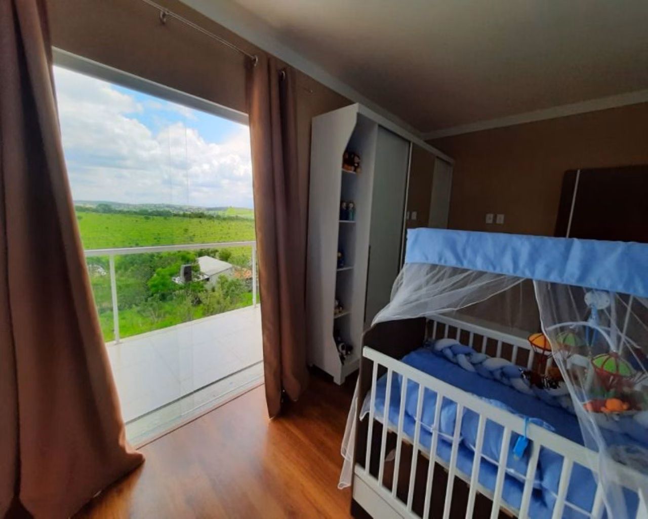 Chácara de 1.400 m² em Taubaté, SP