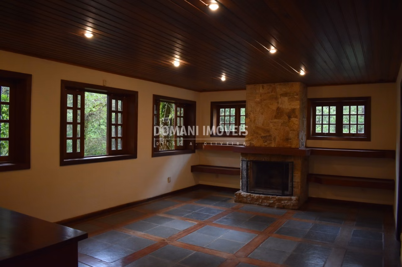 House of 2,390 m² in Campos do Jordão, SP, Brazil