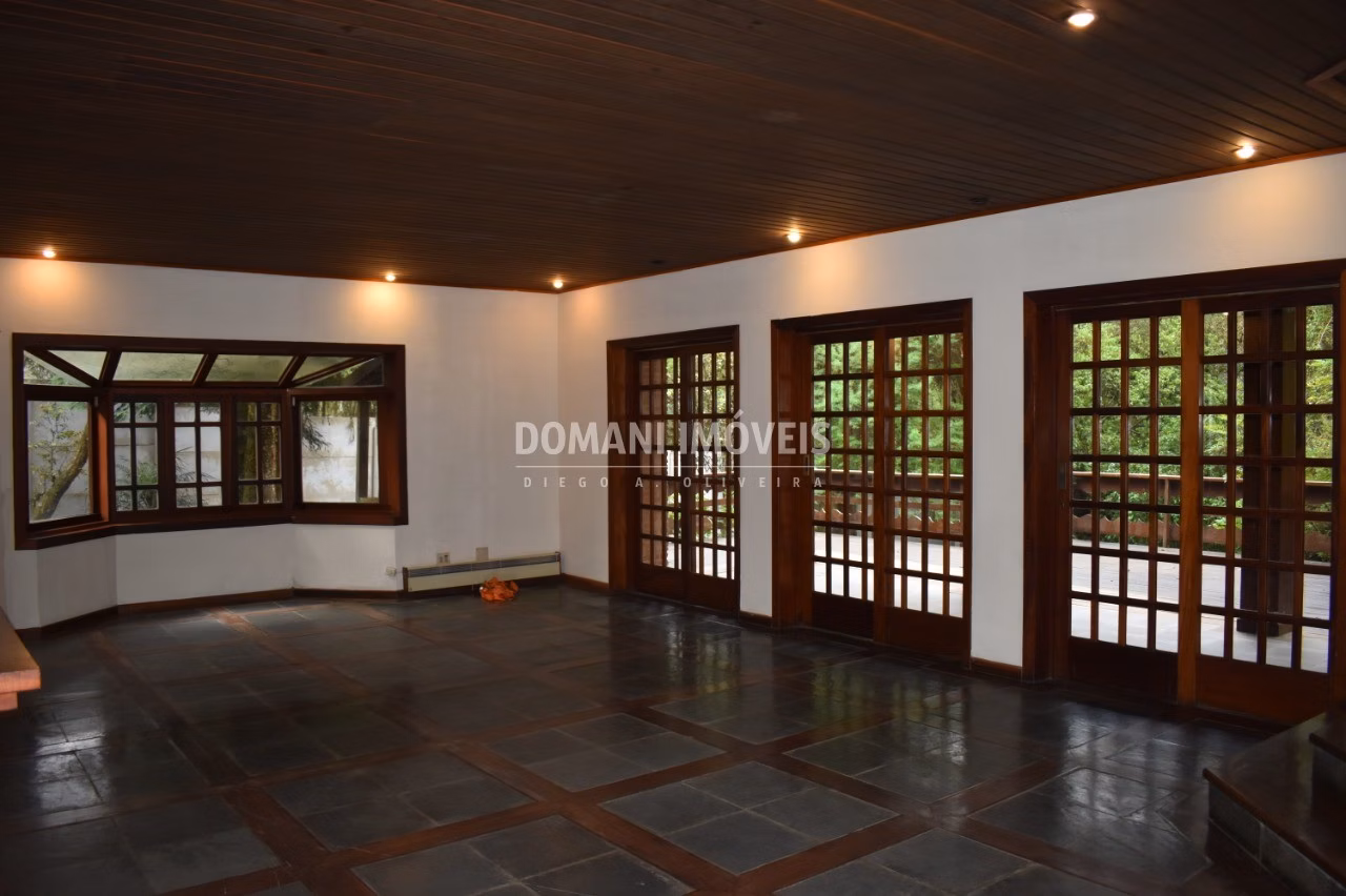 House of 2,390 m² in Campos do Jordão, SP, Brazil