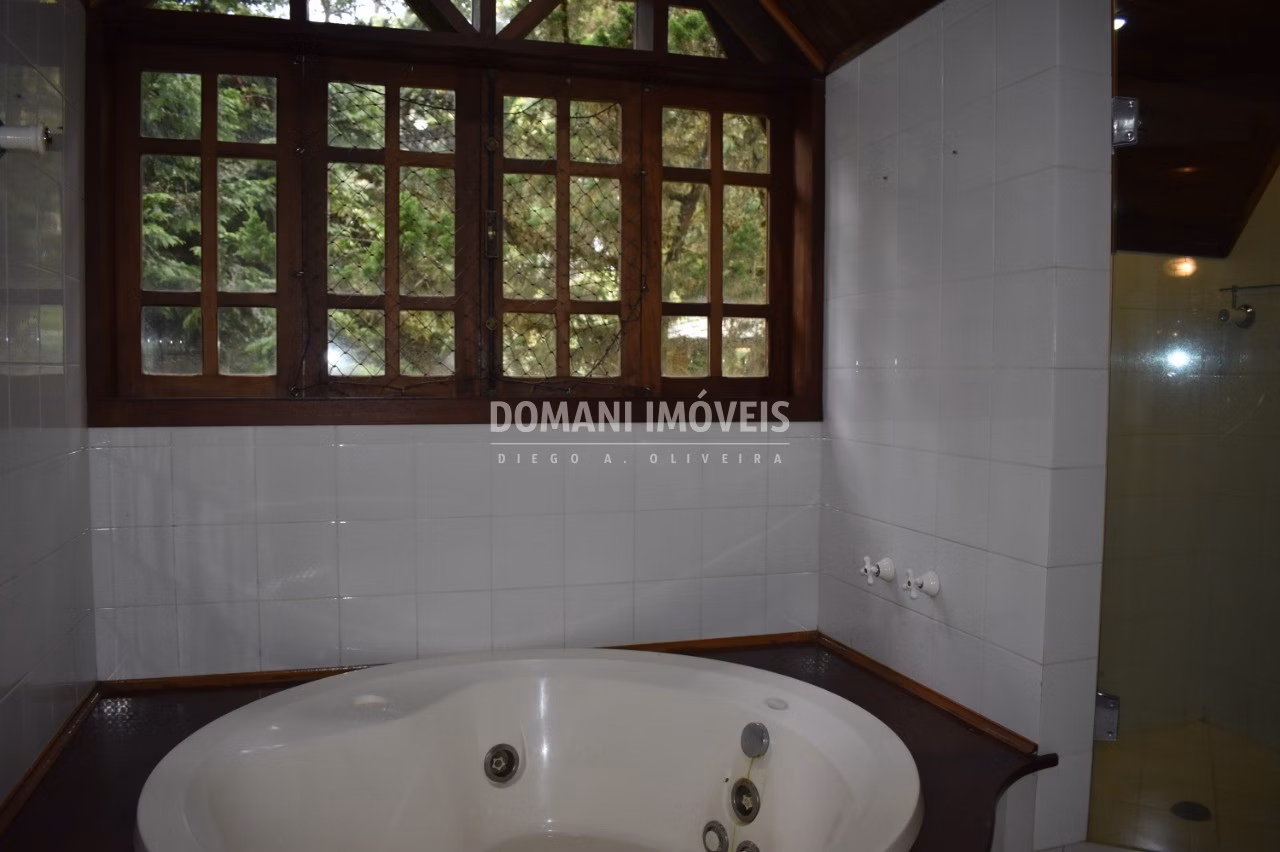 House of 2,390 m² in Campos do Jordão, SP, Brazil