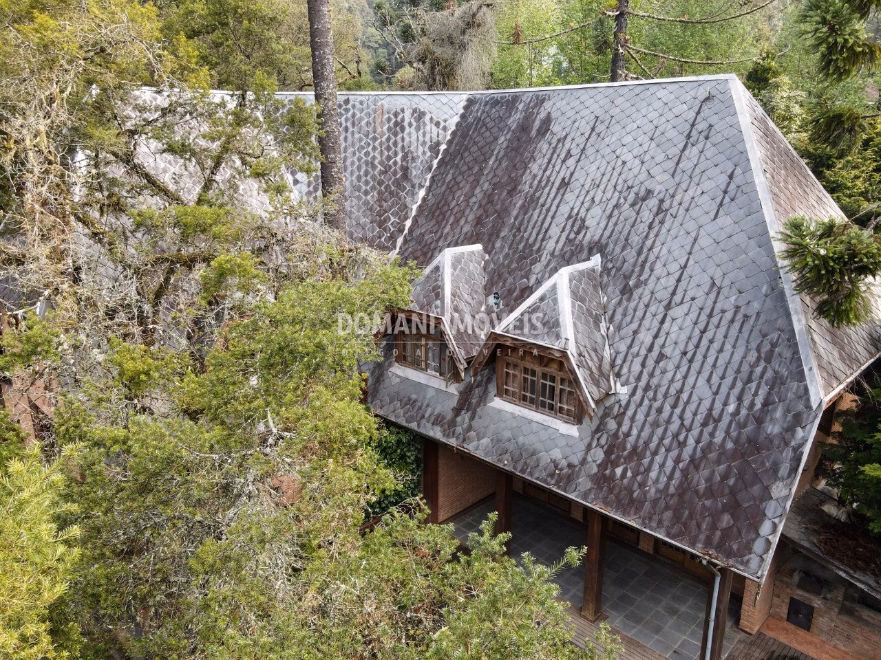 House of 2,390 m² in Campos do Jordão, SP, Brazil