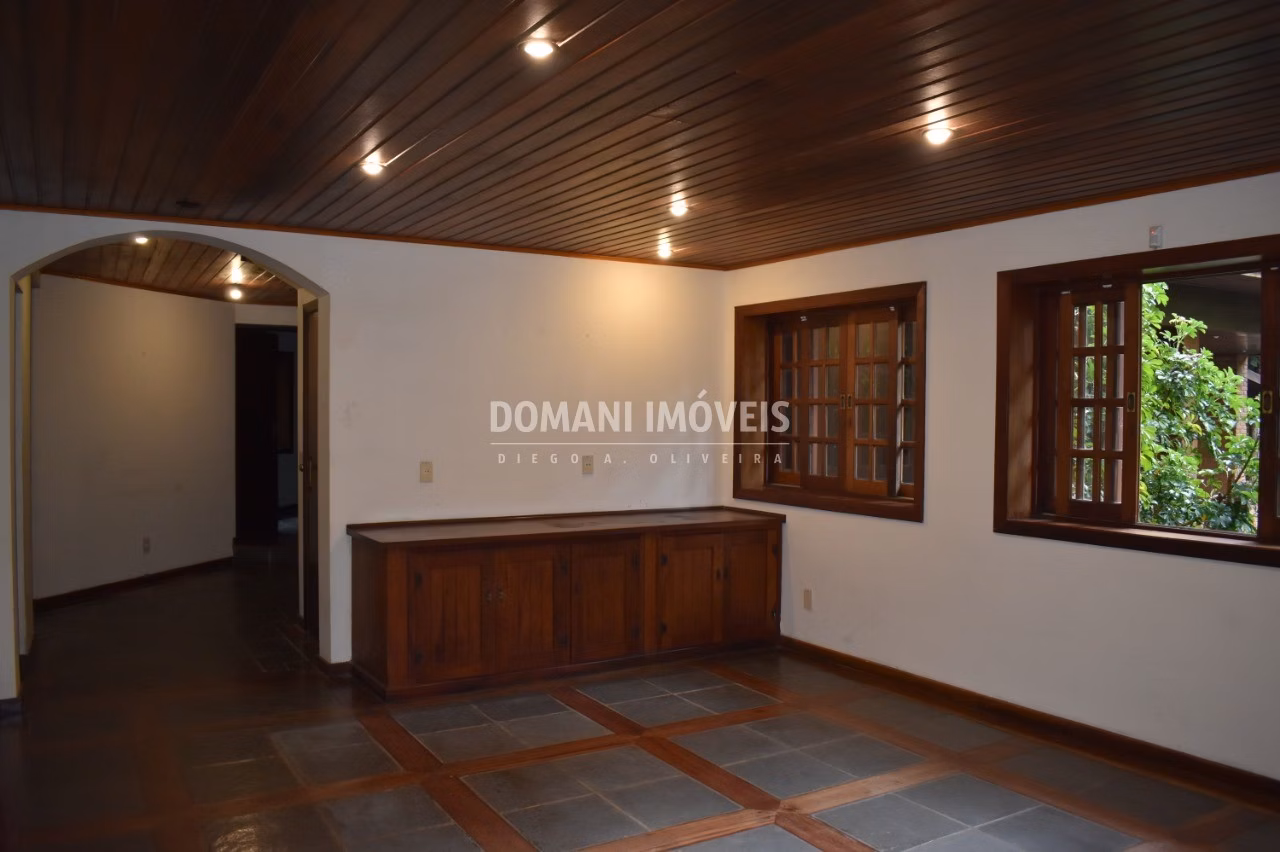 House of 2,390 m² in Campos do Jordão, SP, Brazil
