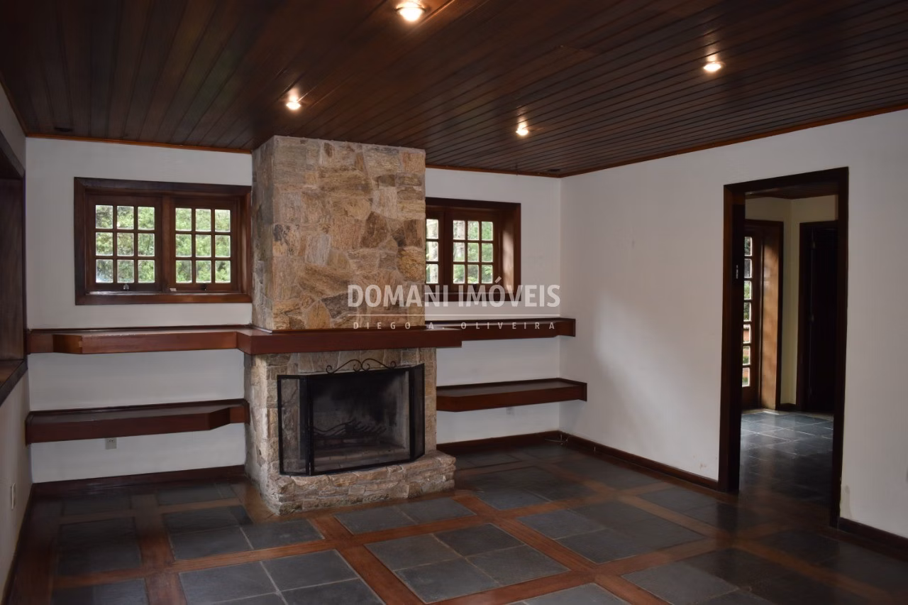 House of 2,390 m² in Campos do Jordão, SP, Brazil
