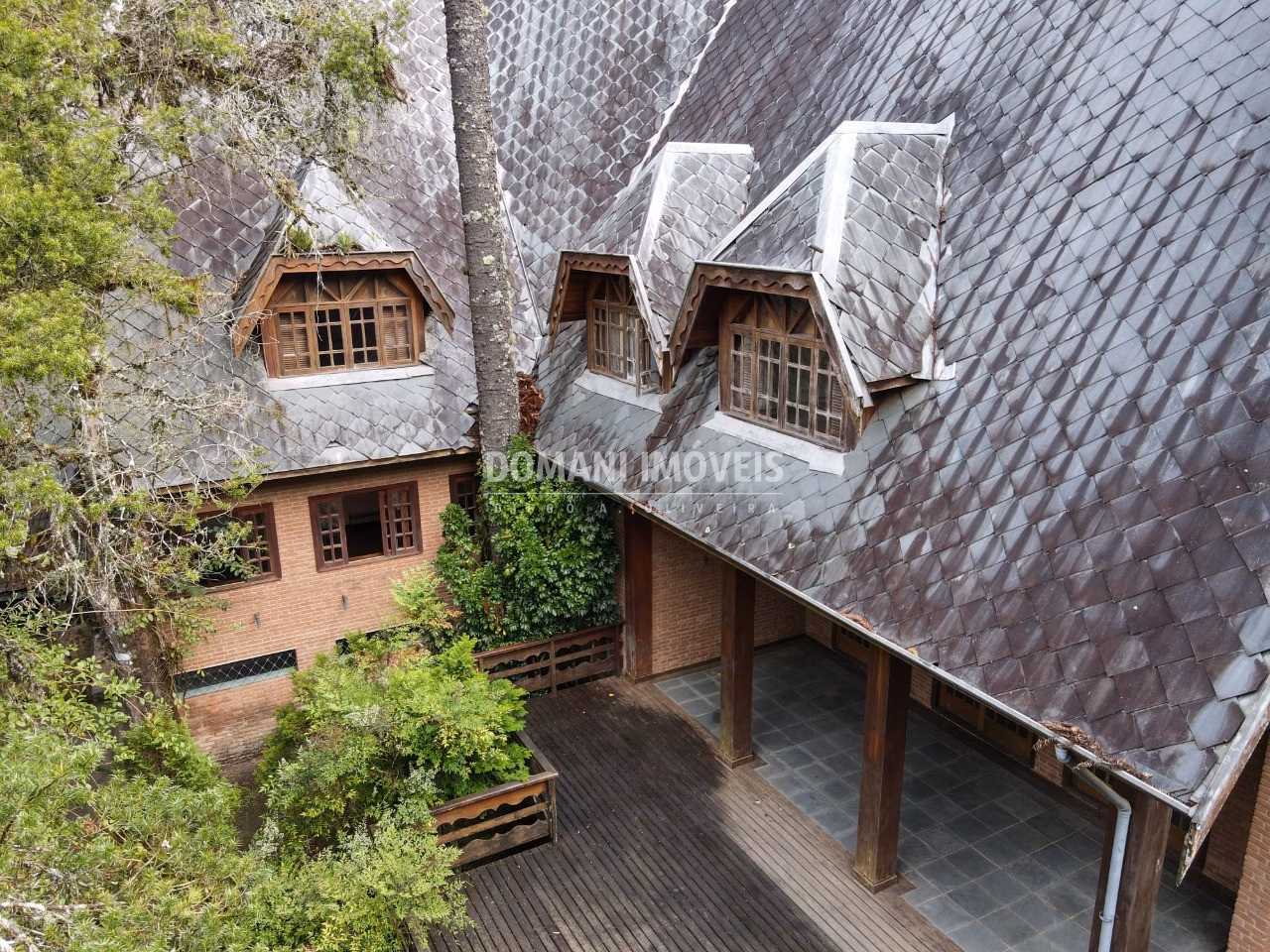 House of 2,390 m² in Campos do Jordão, SP, Brazil