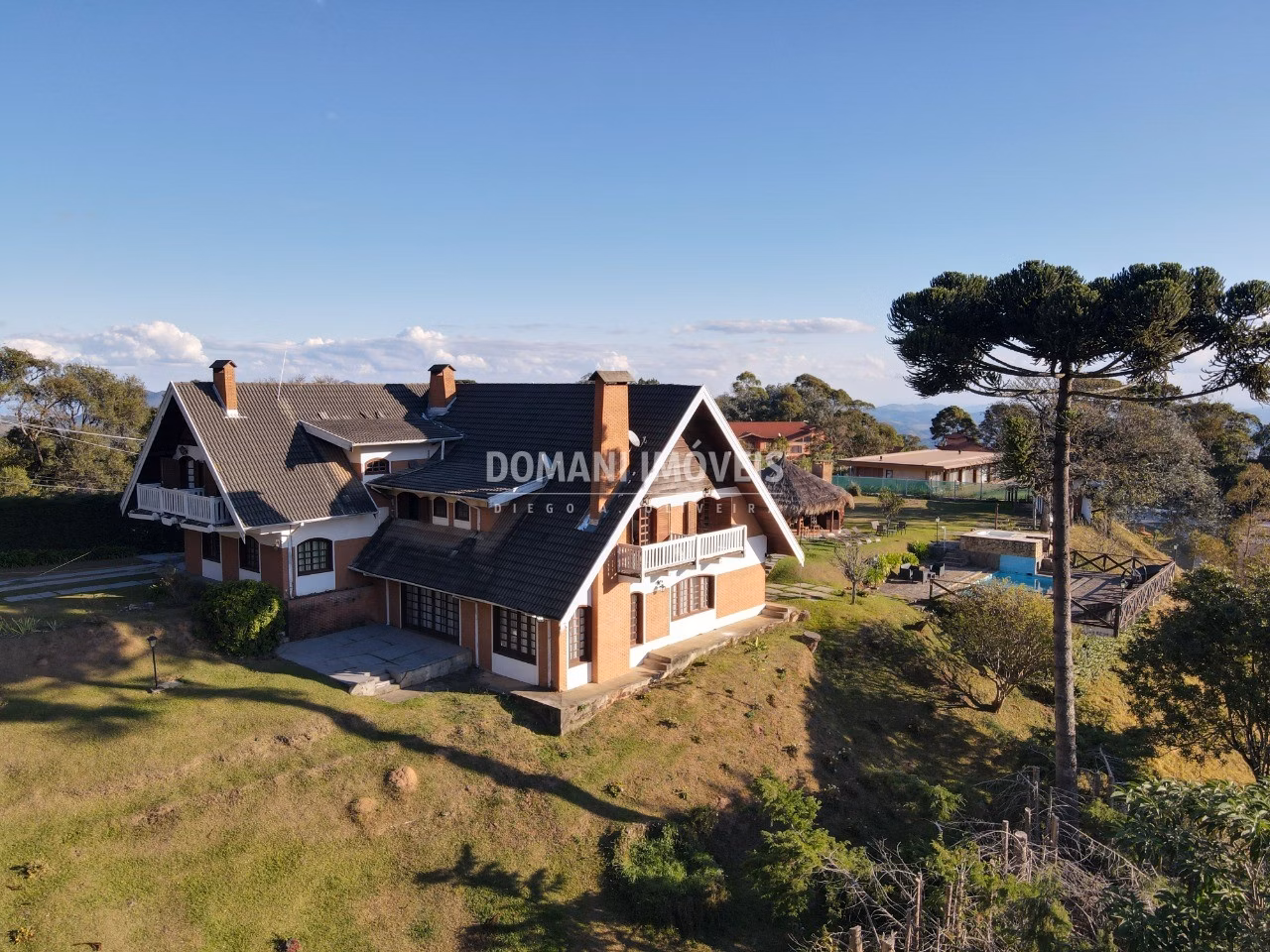 Pousada de 7.950 m² em Campos do Jordão, SP