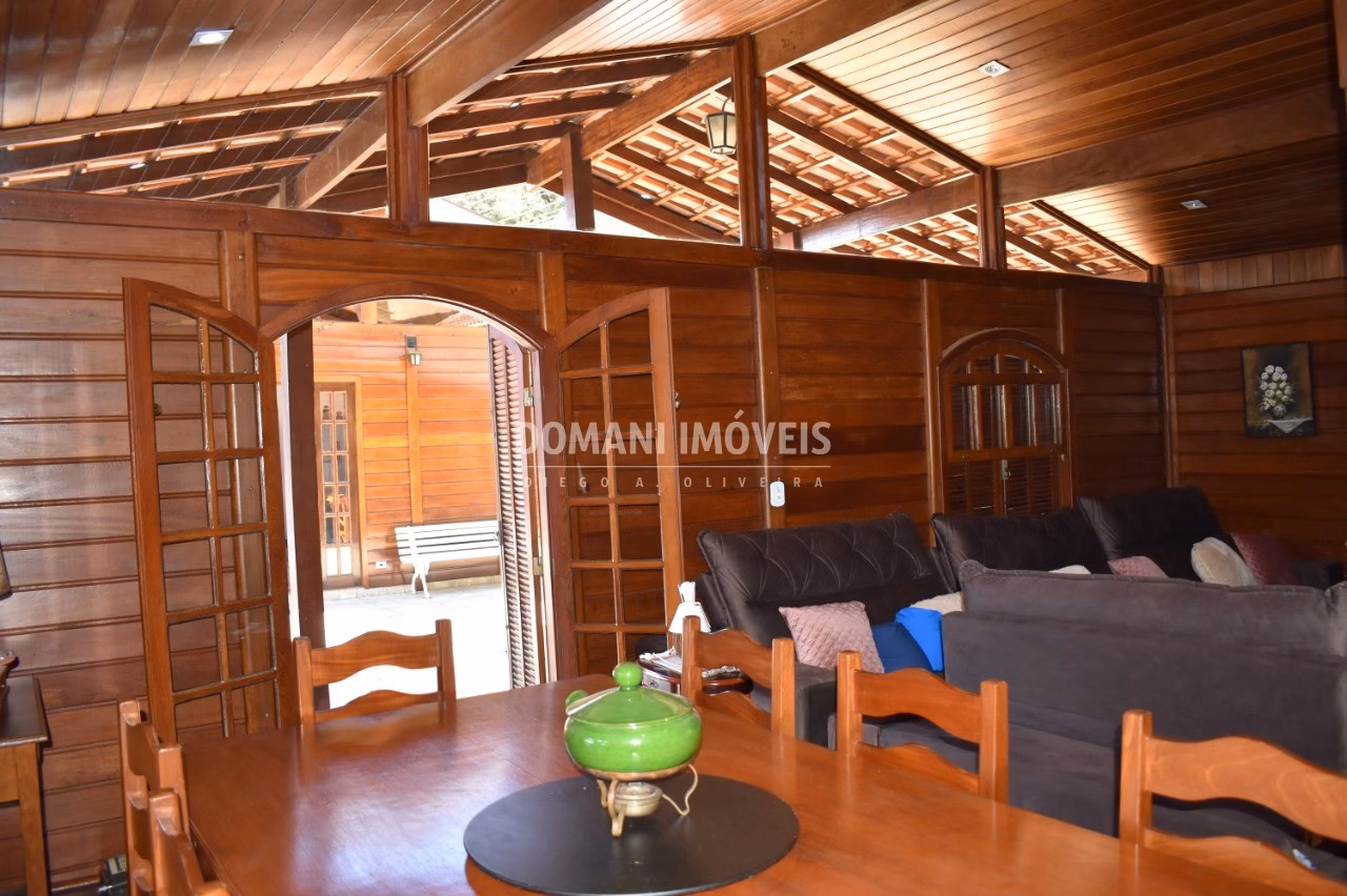 House of 1,010 m² in Campos do Jordão, SP, Brazil
