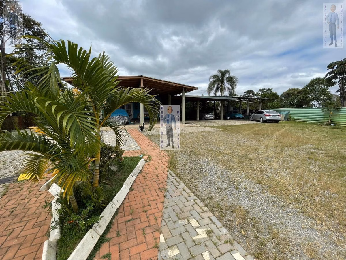 Chácara à venda de 1 ha em Arujá, SP