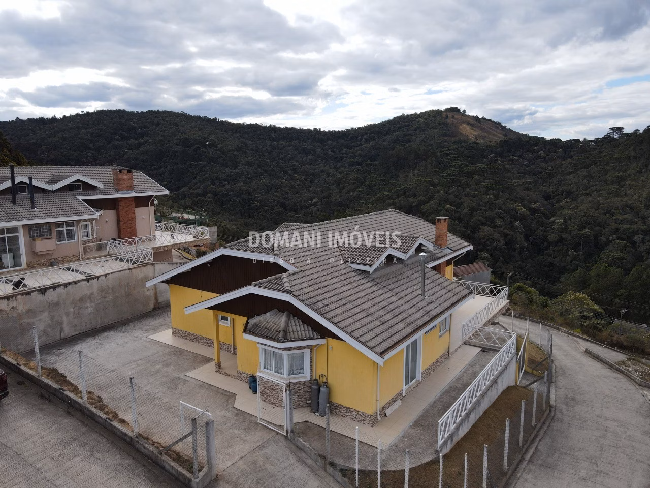 House of 1,210 m² in Campos do Jordão, SP, Brazil