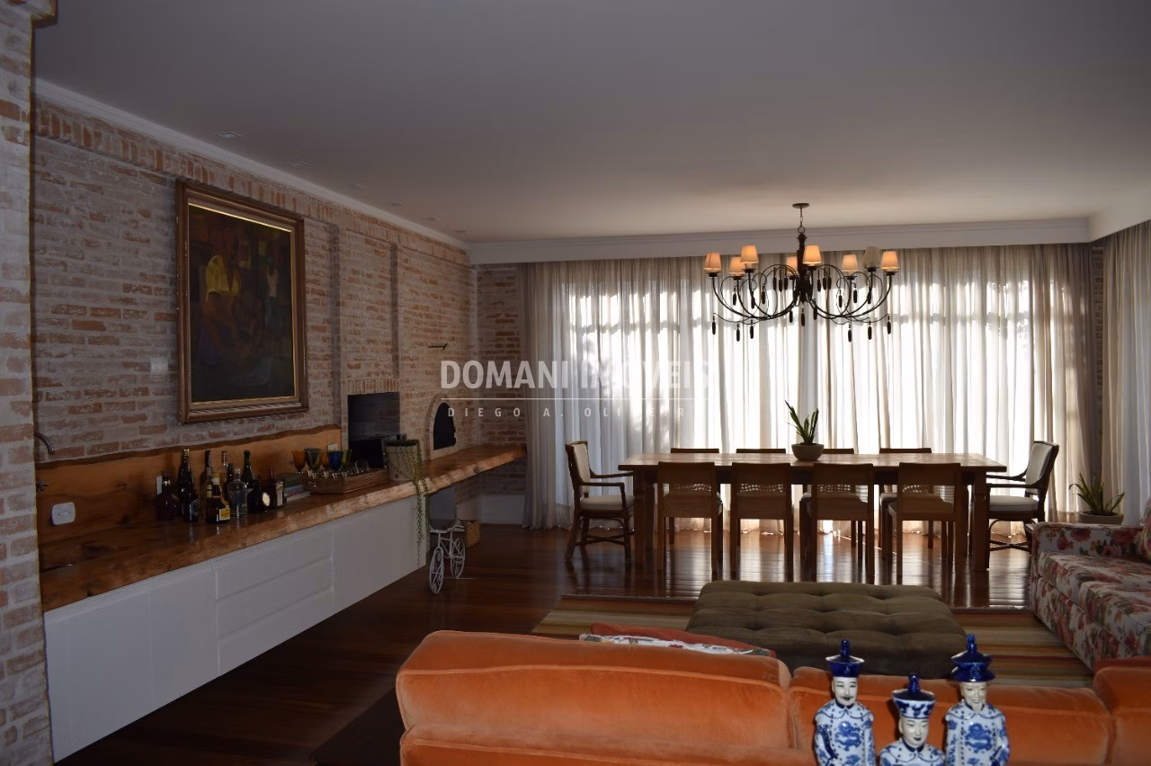 House of 1,750 m² in Campos do Jordão, SP, Brazil