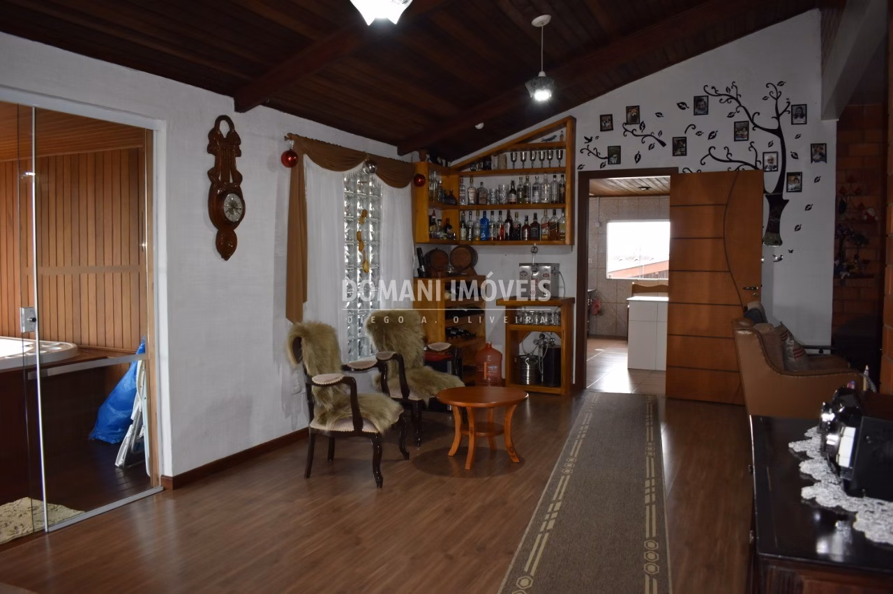 House of 1,030 m² in Campos do Jordão, SP, Brazil