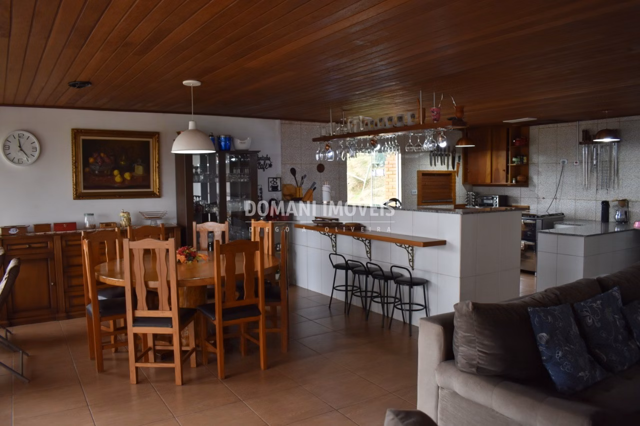 House of 1,030 m² in Campos do Jordão, SP, Brazil