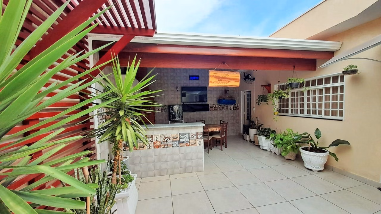 Casa de 250 m² em Santa Bárbara d'Oeste, SP