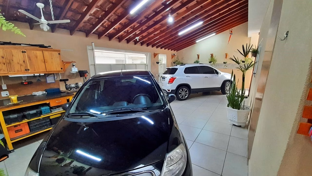 Casa de 250 m² em Santa Bárbara d'Oeste, SP