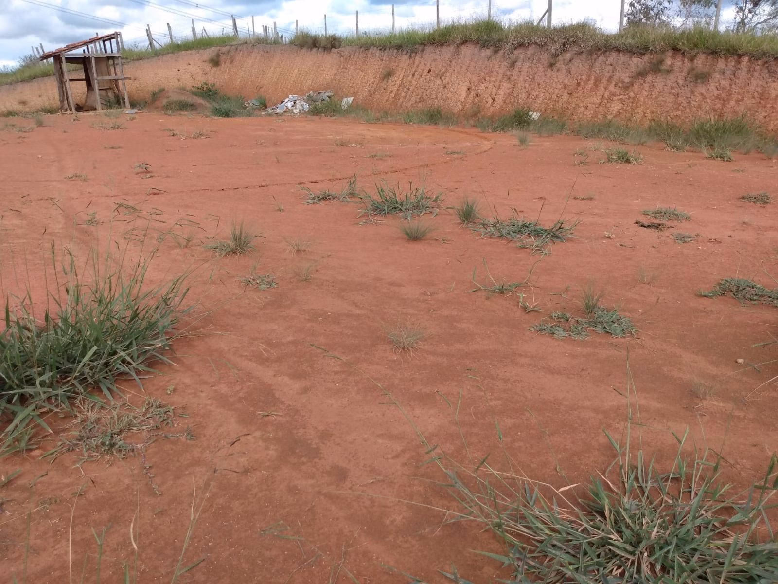 Terreno de 1 ha em São José dos Campos, SP