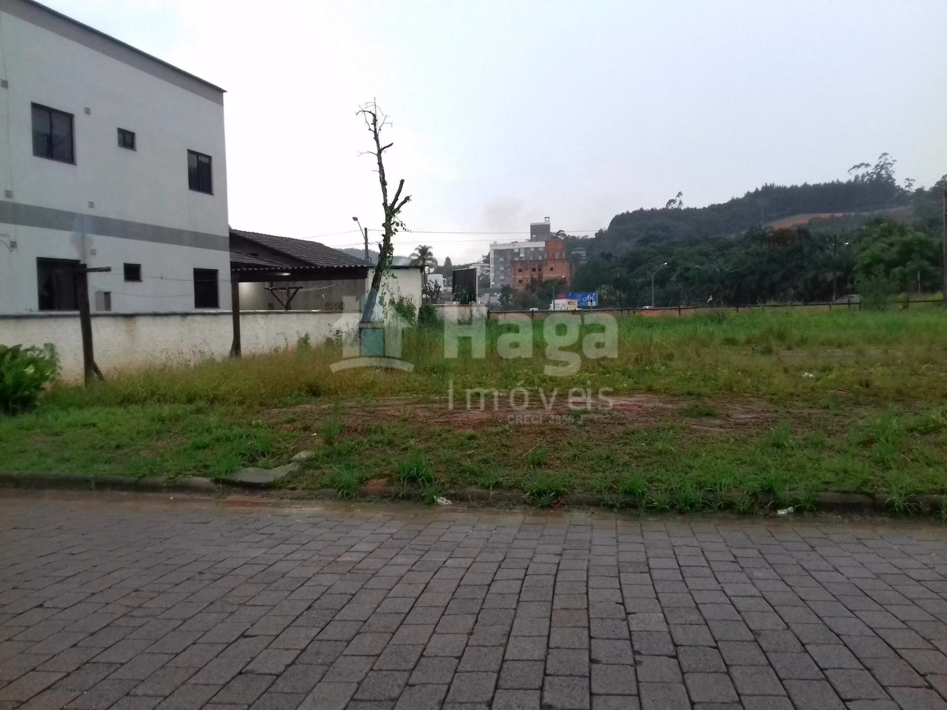 Terreno de 726 m² em Guabiruba, SC