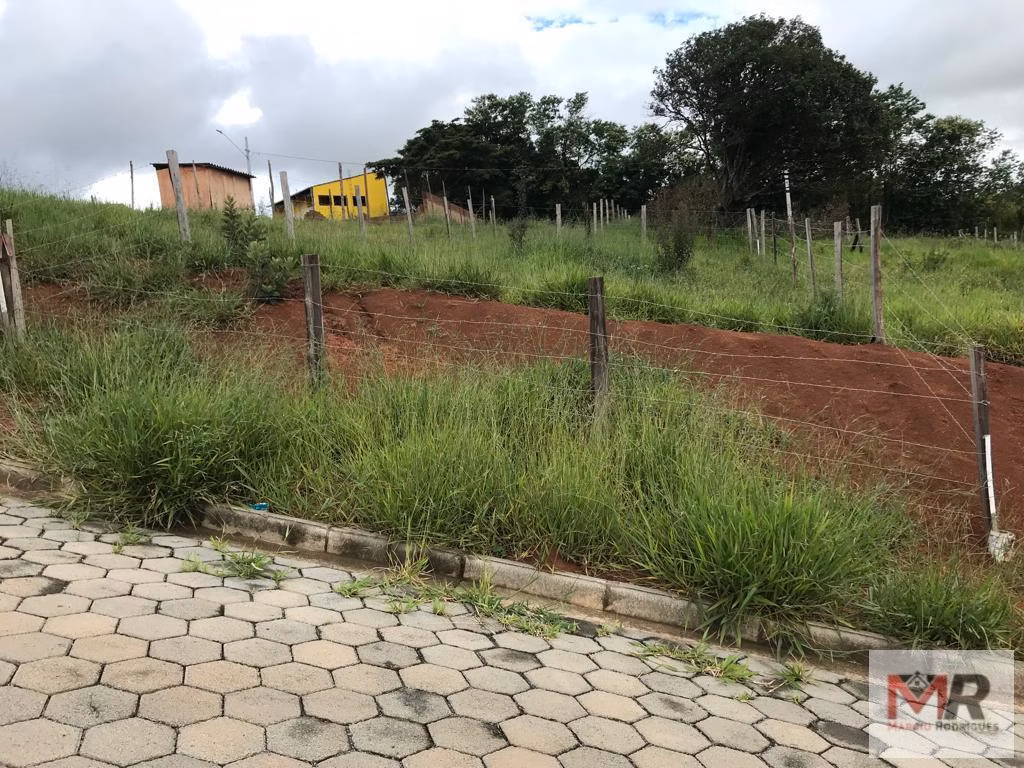 Terreno de 160 m² em Cambuí, MG