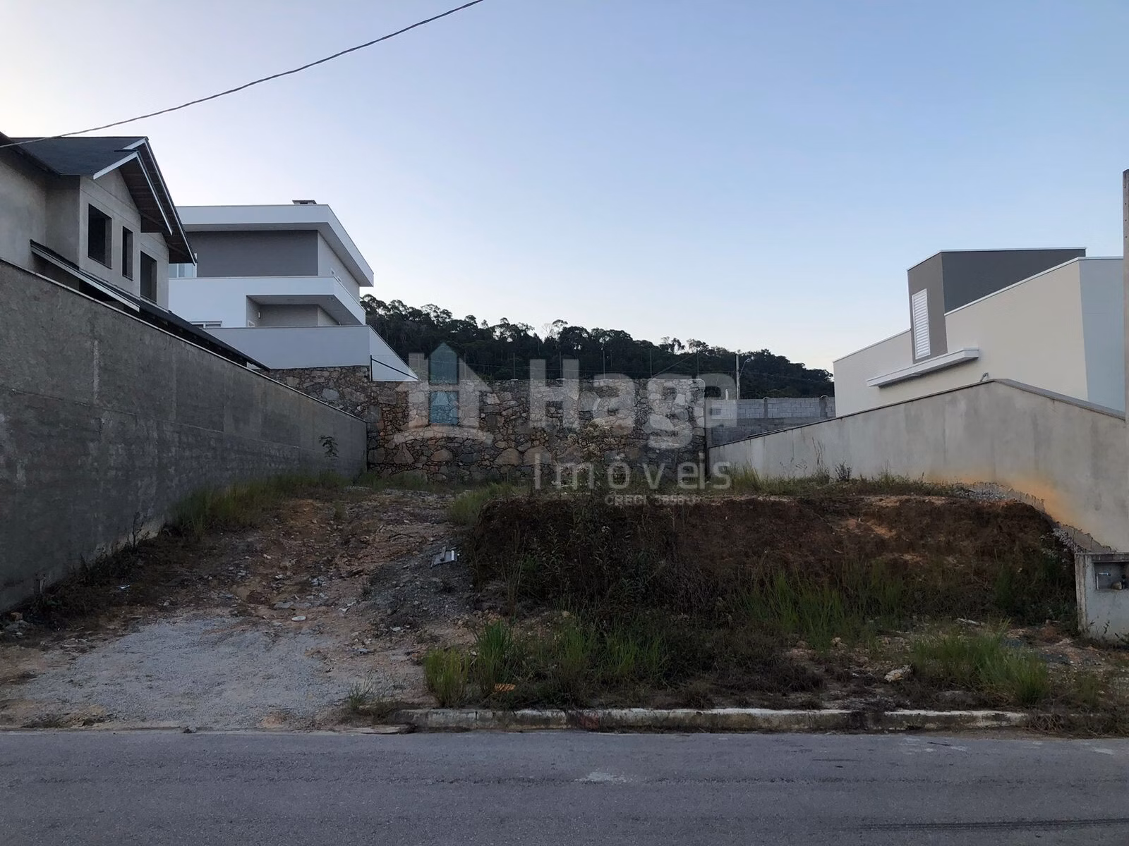 Terreno de 378 m² em Gaspar, SC