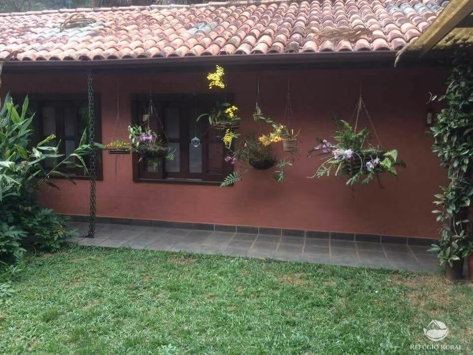 Sítio de 45 ha em Santo Antônio do Pinhal, SP