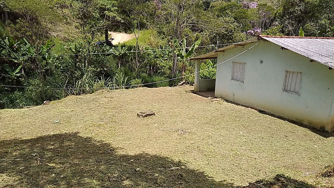 Chácara de 1,400 m² em São Luiz do Paraitinga, SP