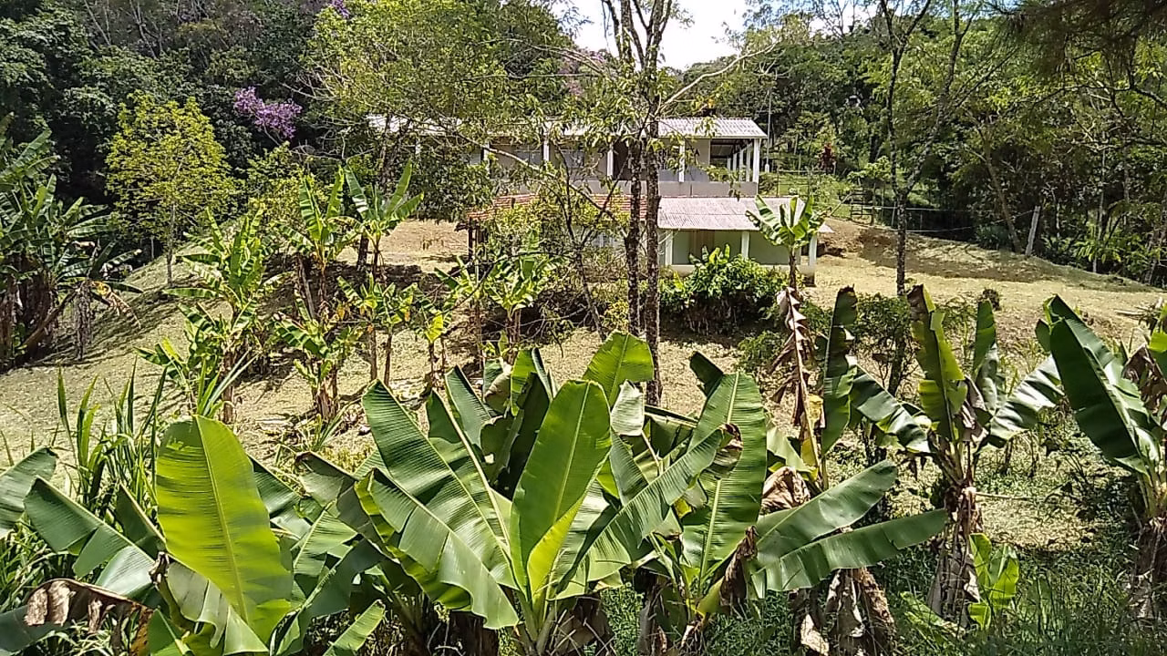 Chácara de 1,400 m² em São Luiz do Paraitinga, SP
