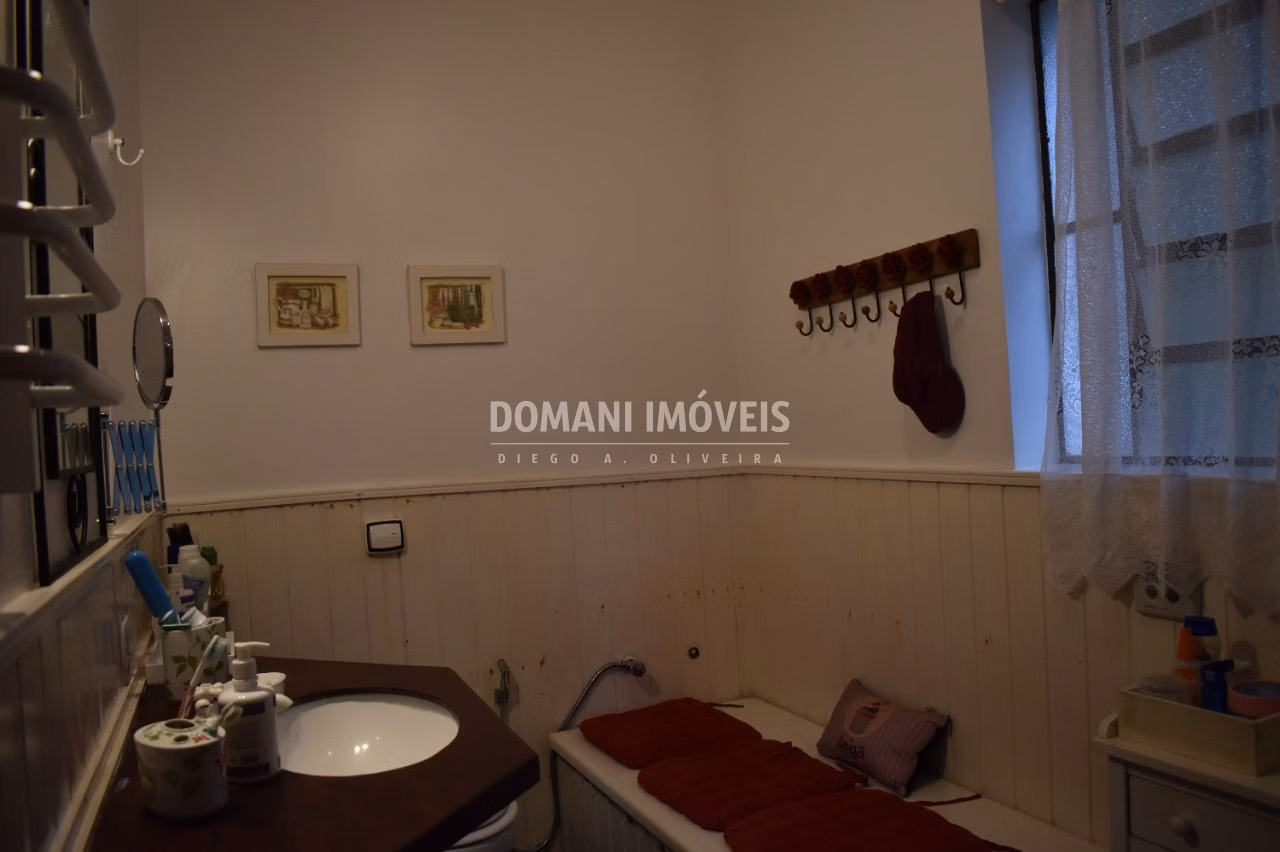 Casa de 2.920 m² em Campos do Jordão, SP